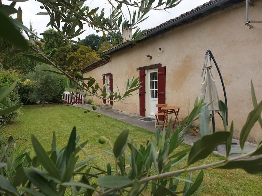 Вилла Le Tourniquet - Aubeterre Tiny House Экстерьер фото